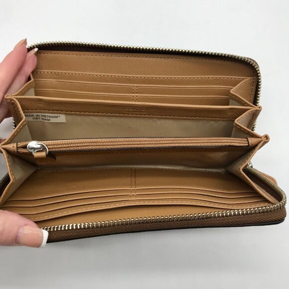 Coach Brown Leather Peyton Accordion Zip Wallet - Picture 10 of 10